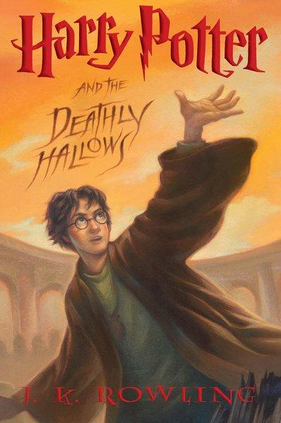 9780545010221-Harry-Potter-and-the-Deathly-Hallows