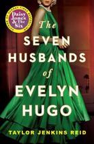 9781982147662 The Seven Husbands of Evelyn Hugo
