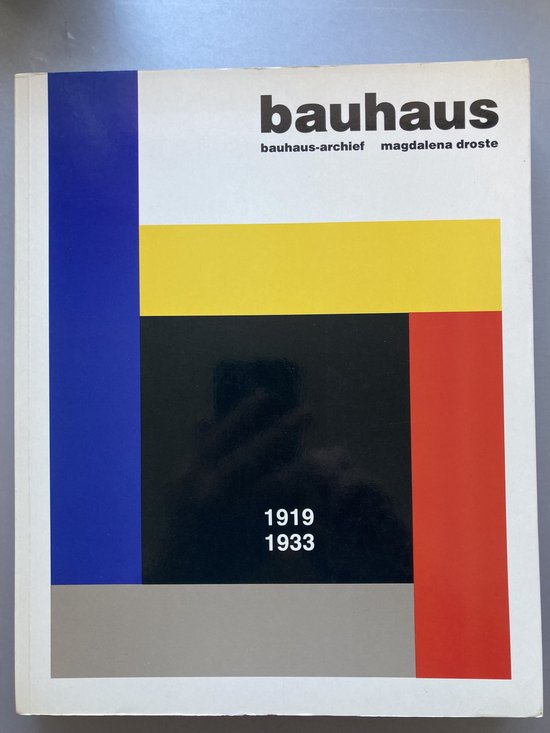 9783822801420-Bauhaus-1919-1933