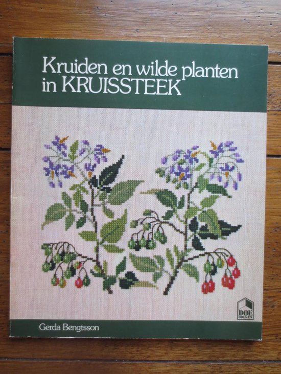 9789021017822 KRUIDEN PLANTEN IN KRUISSTEEK