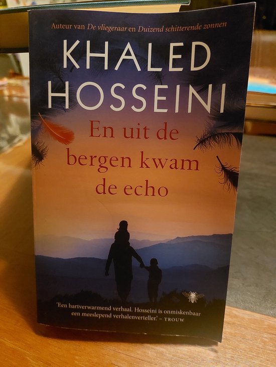9789023493372 En uit de bergen kwam de echo