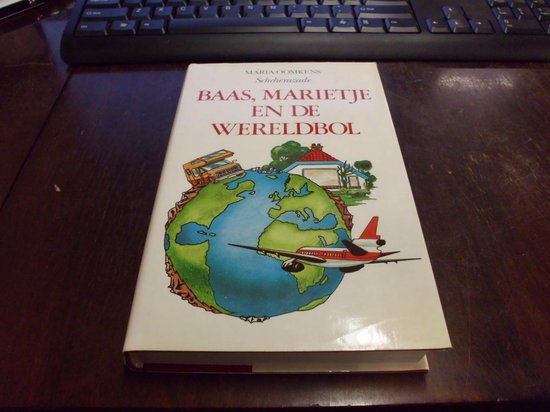 9789026969317 Baas Marietje en de wereldbol