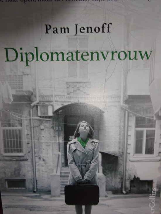9789402710182 Diplomatenvrouw Pam Jenoff
