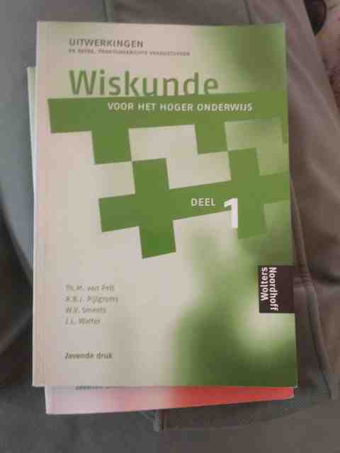 9789001067465-Wiskunde-voor-het-hoger-onderwijs-1-Uitwerkingen