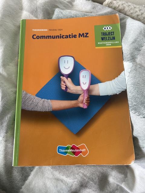 9789006622126-Communicatie-MZ-Basisboek-theorie-niveau-3-en-4