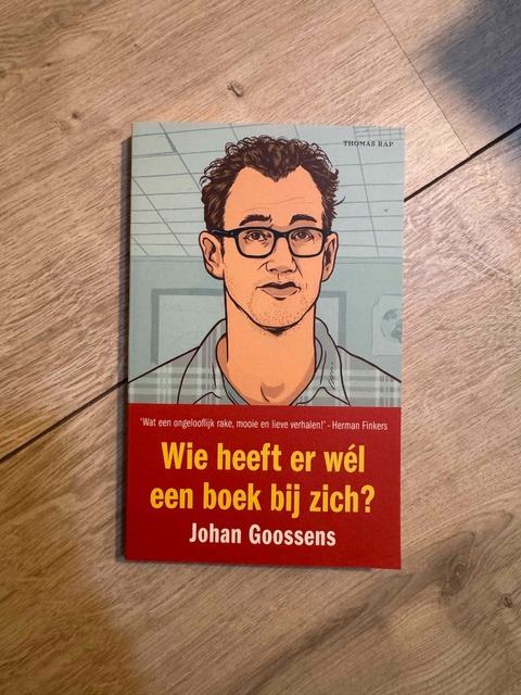 9789400404311-Wie-heeft-er-wel-een-boek-bij-zich