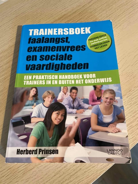 9789401421737-Trainersboek-faalangst-examenvrees-en-sociale-vaardigheden