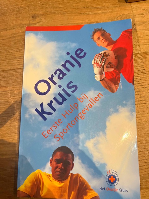 9789006920673-Oranje-Kruis