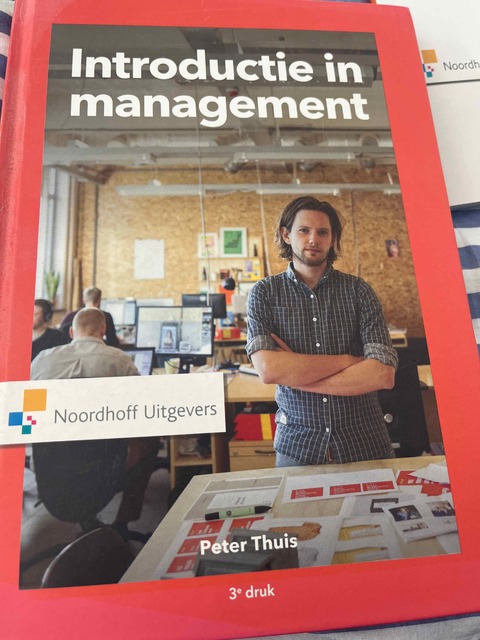 9789001876913-Introductie-in-management