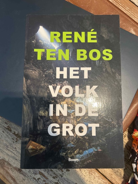 9789024419616-Het-volk-in-de-grot