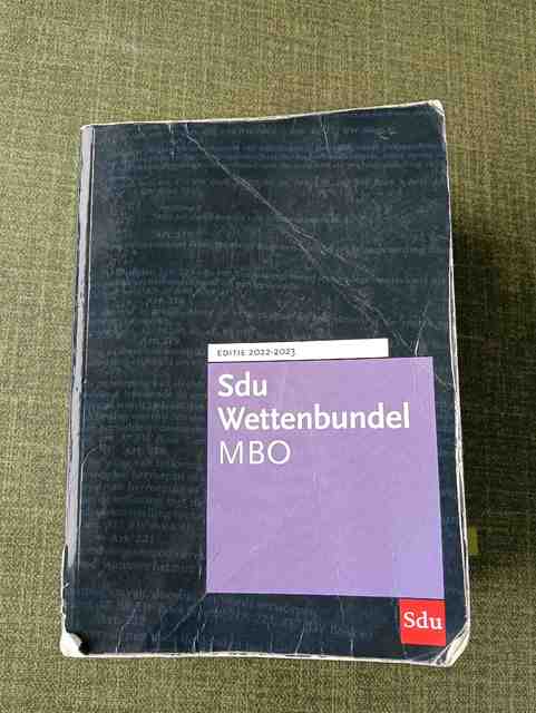 9789012408110-Sdu-Wettenbundel-MBO-2022-2023