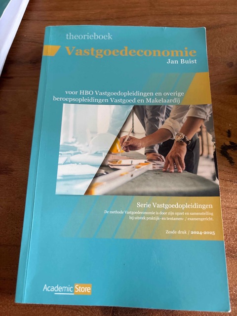 9789083339498-Vastgoedeconomie