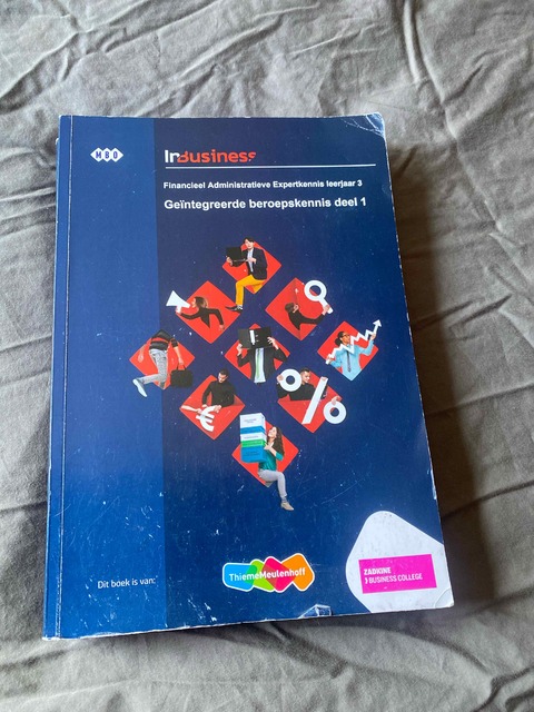 9789006270013-Financieel-administratieve-Expertkennis-leerjaar-3-Geintegree