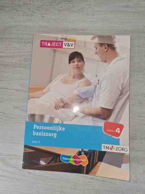 9789006925111-Persoonlijke-basiszorg-2-Niveau-4-Basisboek