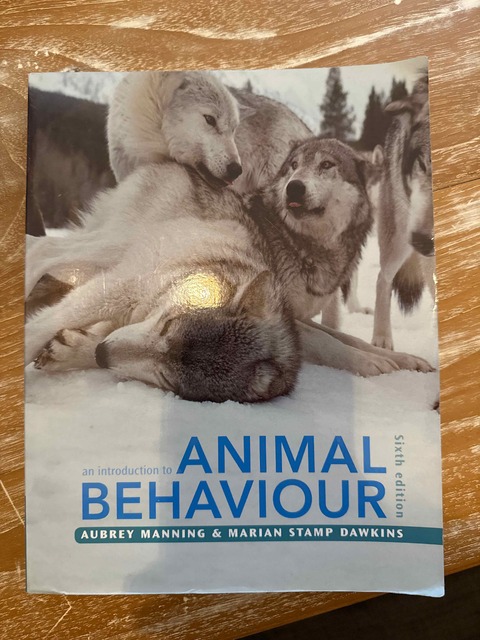 9780521165143-An-Introduction-to-Animal-Behaviour