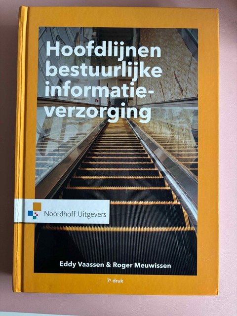 9789001823948-Hoofdlijnen-bestuurlijke-informatieverzorging