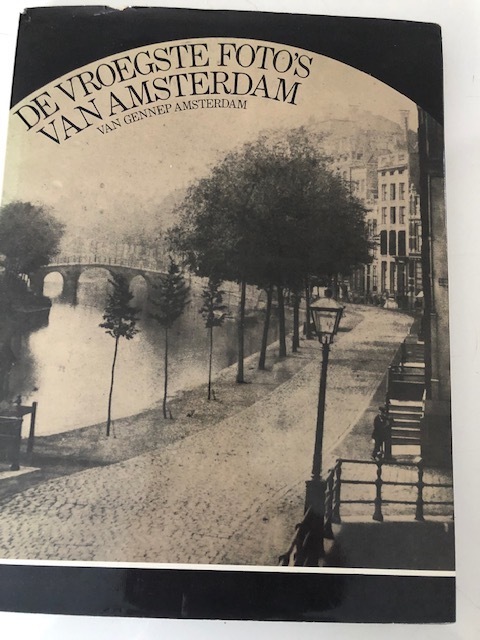 9789060122402-De-vroegste-fotos-van-Amsterdam