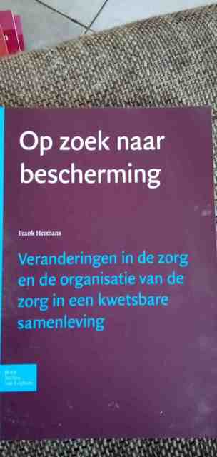 9789031345281-Op-zoek-naar-bescherming
