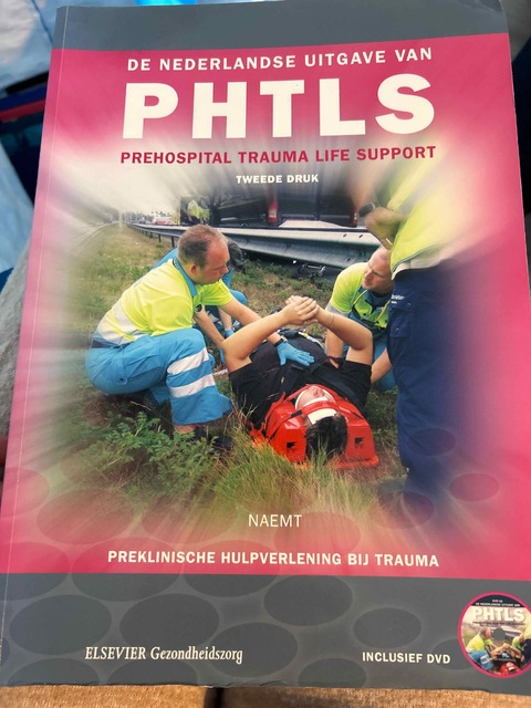 9789035229532-De-Nederlandse-uitgave-van-PHTLS