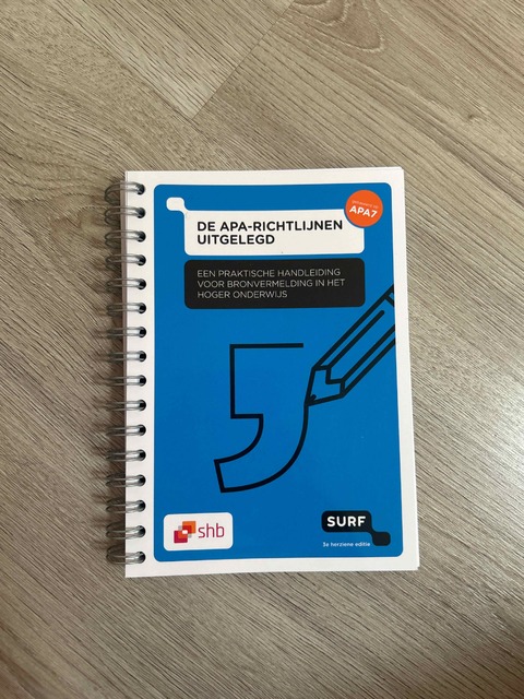 9789072482235-De-APA-richtlijnen-uitgelegd-Een-praktische-handleiding-voor-br
