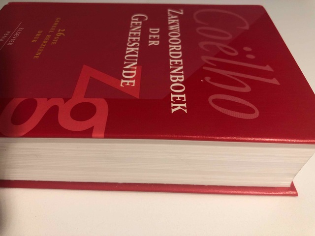 9789062283224-Zakwoordenboek-Der-Geneeskunde-26Dr