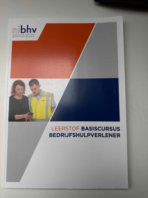 9789493176119-Basiscursus-bedrijfshulpverlener