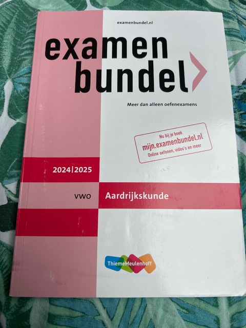 9789006650648-Examenbundel-vwo-Aardrijkskunde-20242025