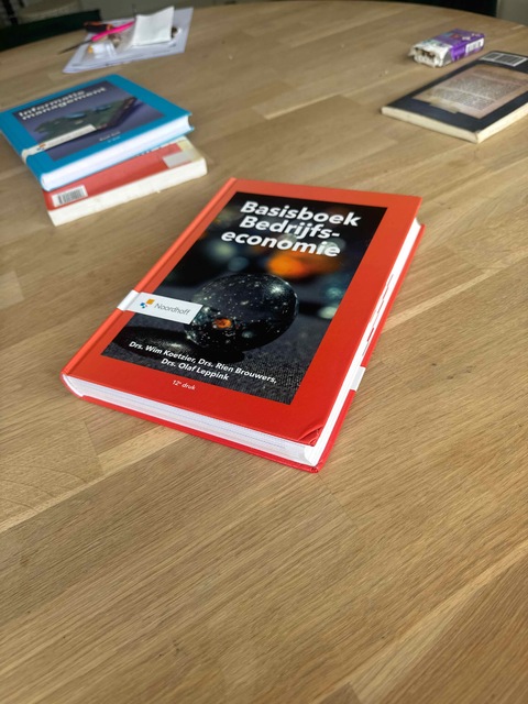 9789001738228-Basisboek-bedrijfseconomie