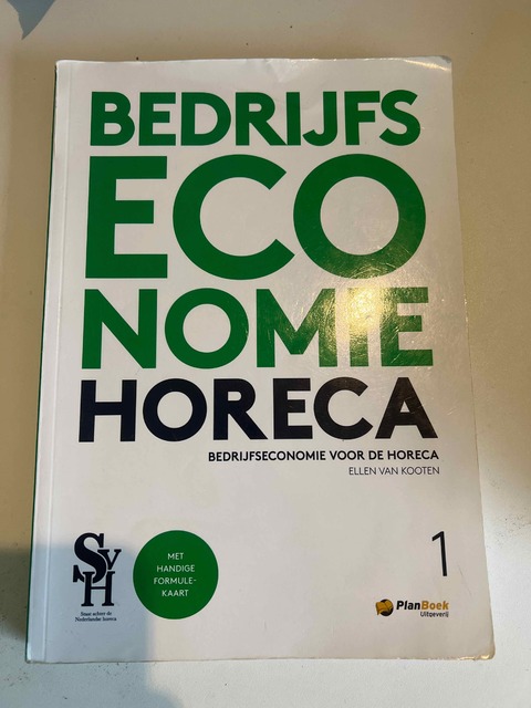 9789052113494-Bedrijfseconomie-voor-de-horeca-1