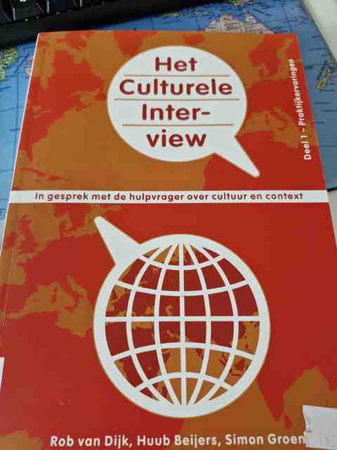 9789075955774-Deel-1-Praktijkervaringen-Het-culturele-interview-onder-redactie-van-Rob-van-Dijk-Huub-Beijers-en-Simon-Groen