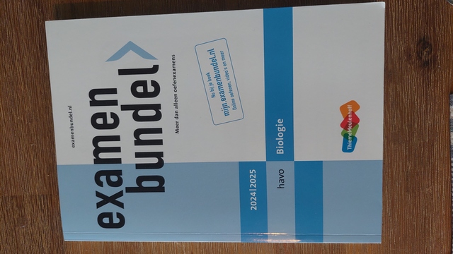 9789006373936-Examenbundel-havo-Biologie-20242025