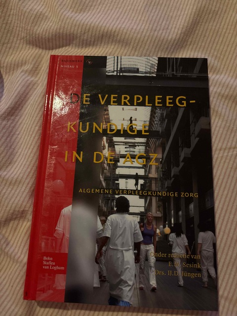 9789031352142-De-verpleegkundige-in-de-AGZ