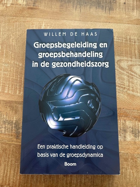 9789024417988-Groepsbegeleiding-en-groepsbehandeling-in-de-gezondheidszorg