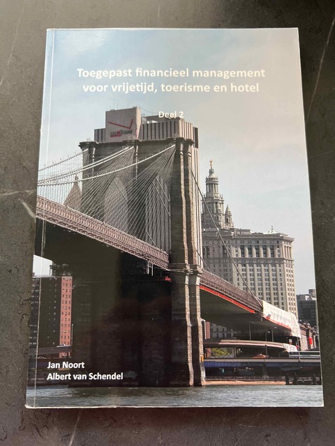 9789082537987-Toegepast-financieel-management-in-vrijetijd-toerisme-en-hotel-deel-2