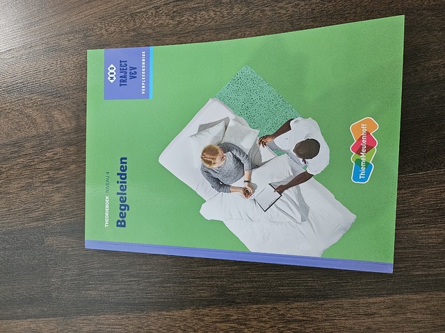 9789006910339-Begeleiden-niveau-4-Theorieboek