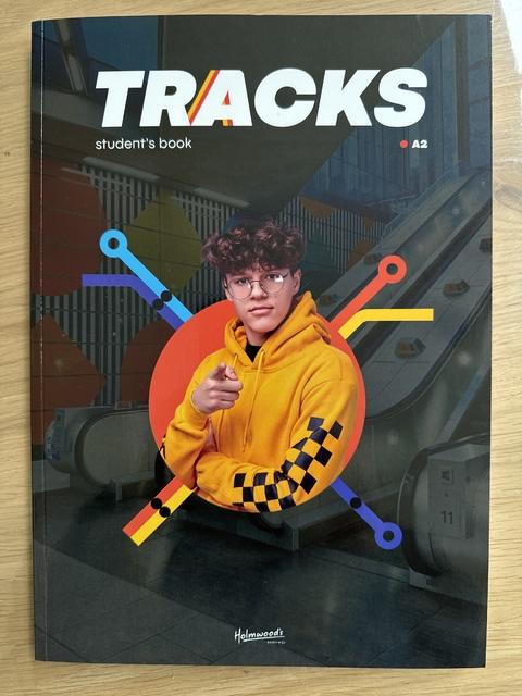 9789493031388-Tracks-students-book-A2