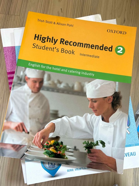 9780194577502-Highly-Recommended-2-Students-Book