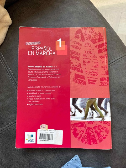 9789054513827-Nuevo-espa%C3%83%C2%B1ol-en-marcha-para-hablantes-de-ingles-Nivel-A-1-Libro-del-alumno-CD-audio