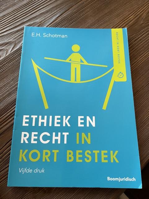 9789462906464-Ethiek-en-recht-in-kort-bestek