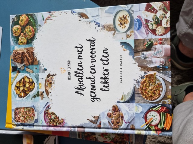 9789082745214-Afvallen-met-gezond-en-vooral-lekker-eten