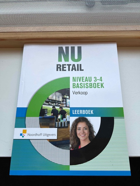 9789001881429-NU-Retail-3-4-Basisboek-Verkoop-Leerboek