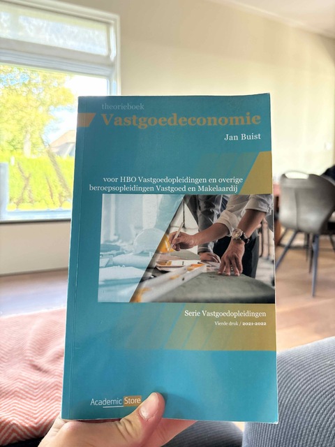 9789083067490-Vastgoedeconomie-Theorieboek-