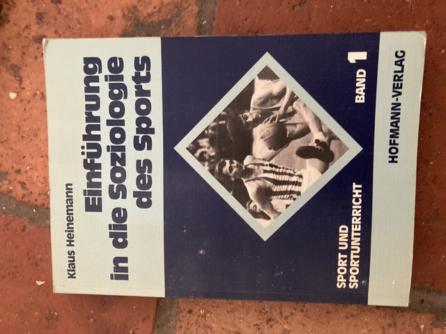 9783778077115-Einfuhrung-in-die-soziologie-des-sports