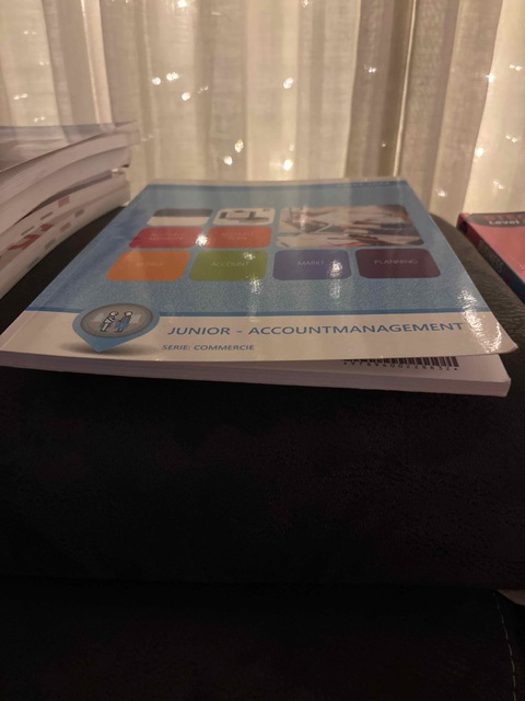 9789400228832-COM-JAM