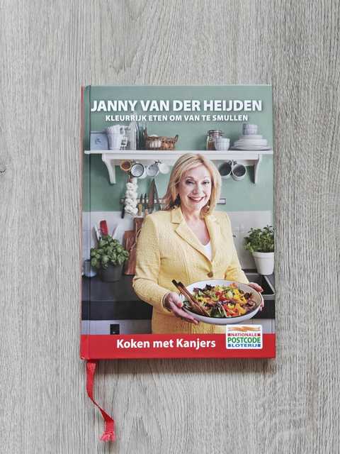 9789059561236-Kleurrijk-eten-om-van-te-smullen--Janny-van-der-Heijden