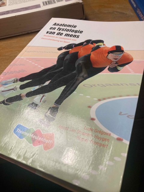 9789006925630-Anatomie-en-fysiologie-van-de-mens