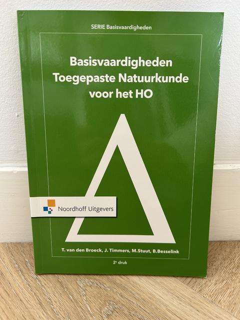 9789001874452-Basisvaardigheden-toegepaste-natuurkunde-voor-het-HO