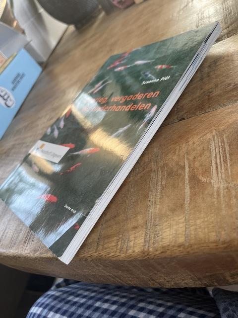 9789001794897-Overleg-vergaderen-en-onderhandelen