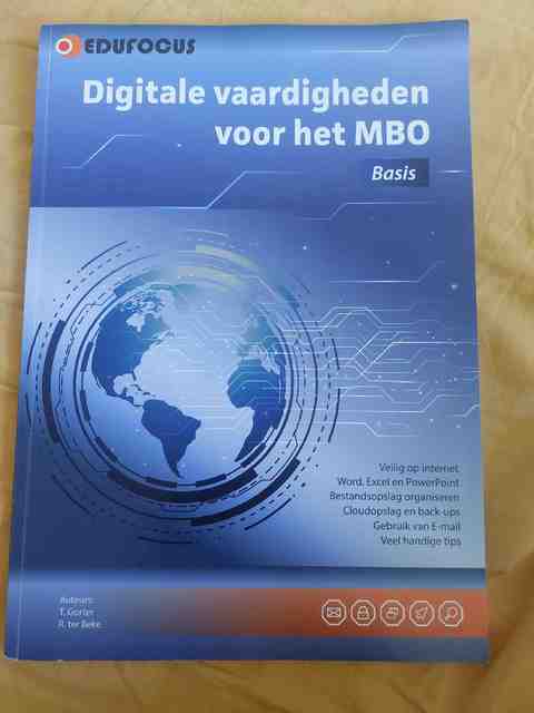 9789492442543-Digitale-vaardigheden-voor-het-MBO--Basis