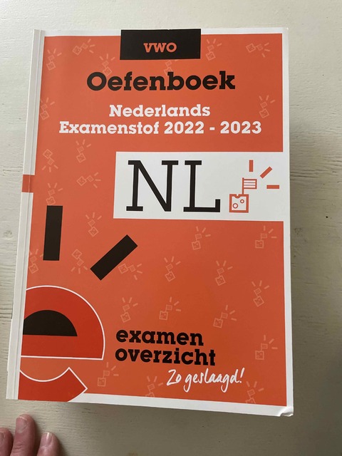 9789464381047-ExamenOverzicht--Oefenboek-Nederlands-VWO